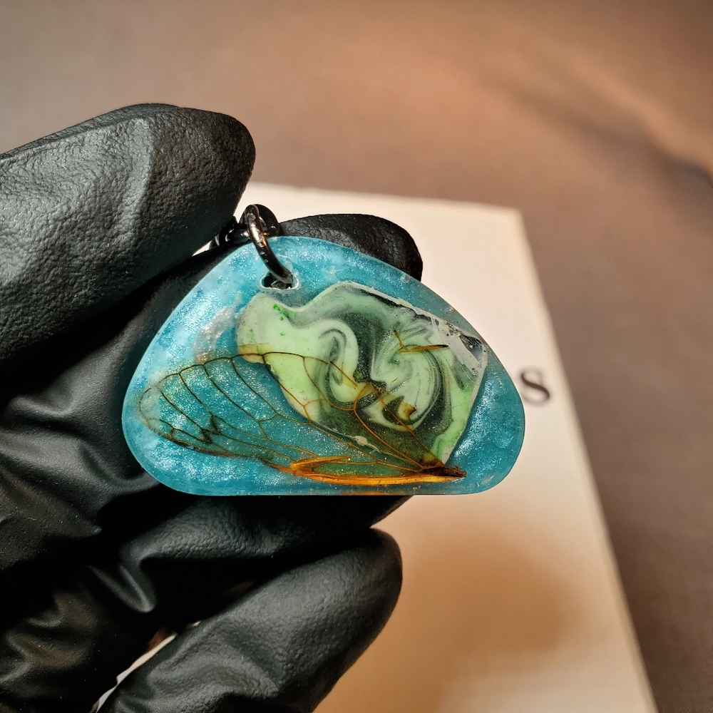 Ethereal Cicada Wing & Potion Bottle Resin Keychain - A Touch of Mystical Whimsy
